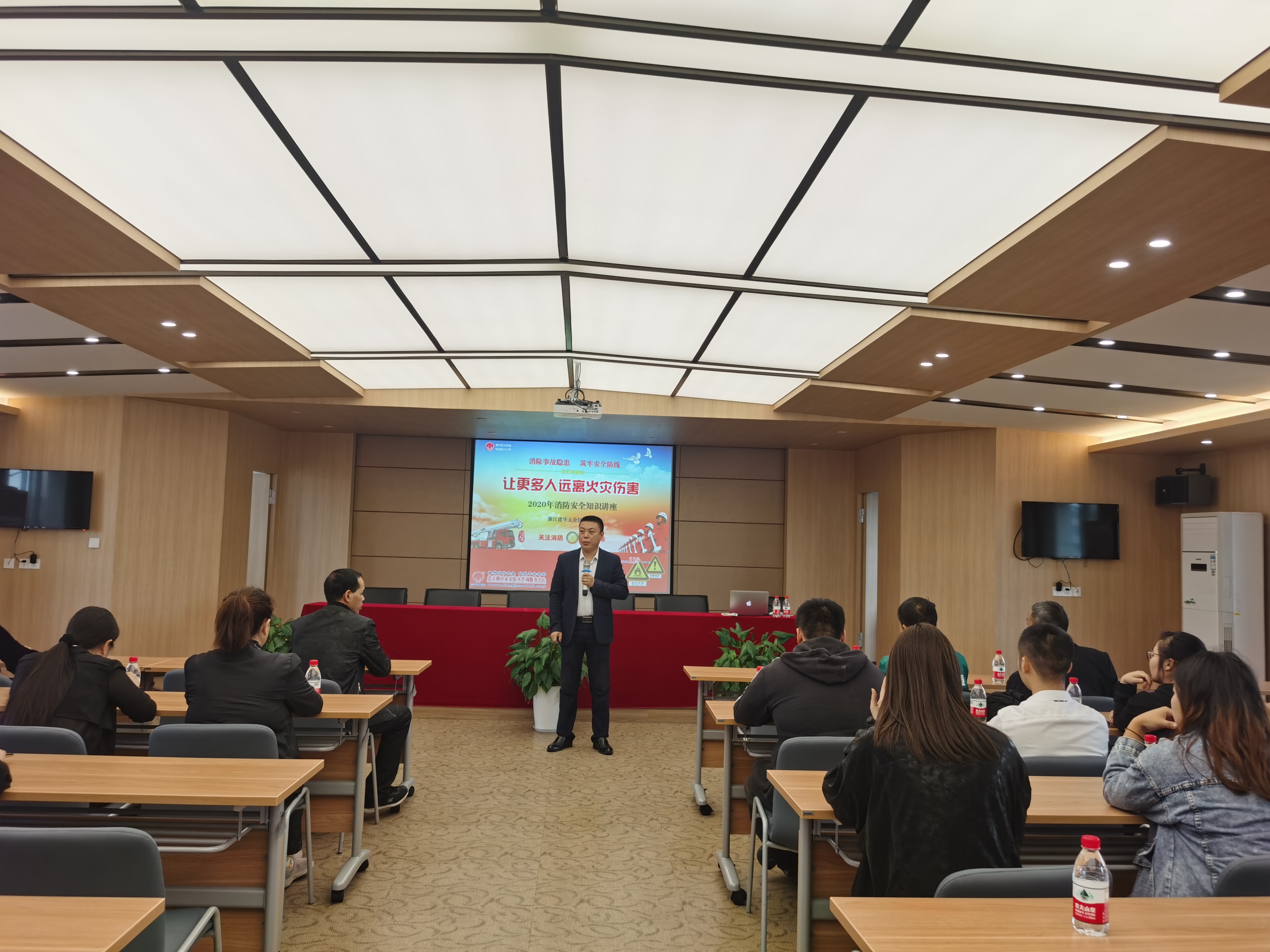 球盟会市场组织开展消防安全知识培训