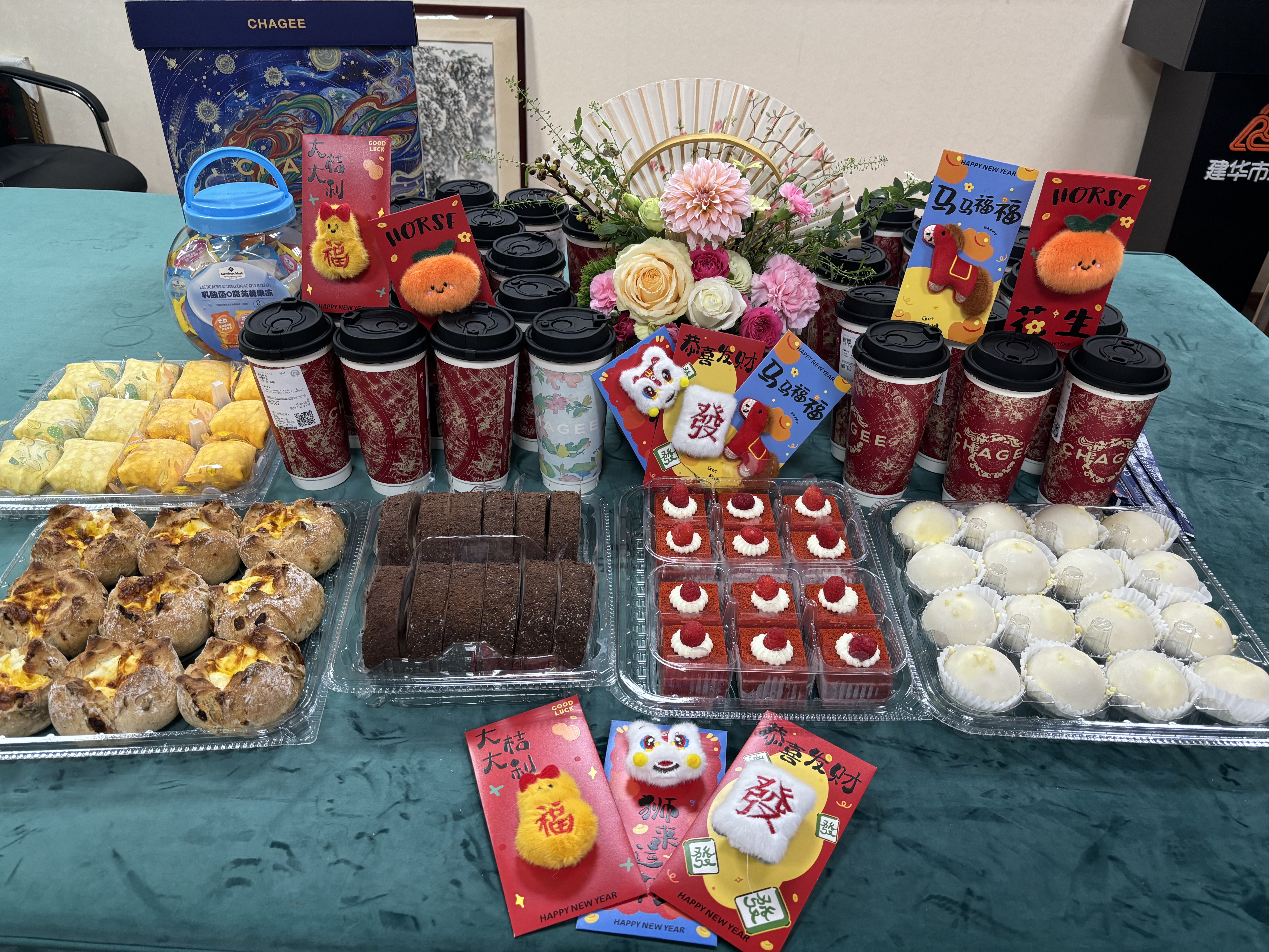 致敬每一位闪耀的“她”