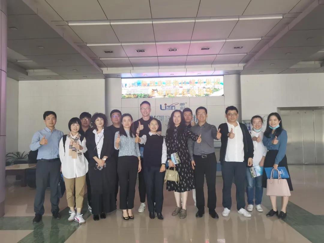 出访11.jpg 出访11.jpg